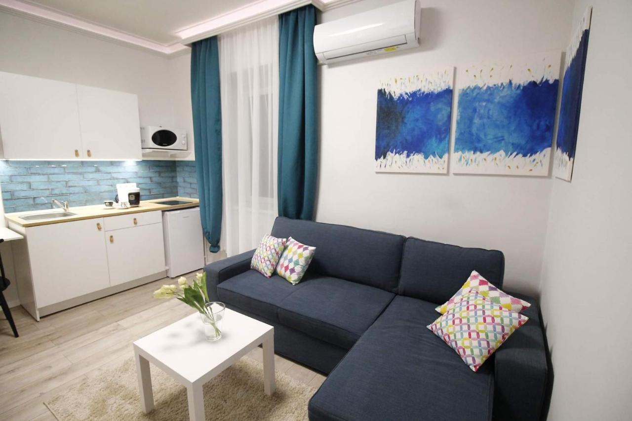 Viktoria Studioapartman Дьєр Екстер'єр фото