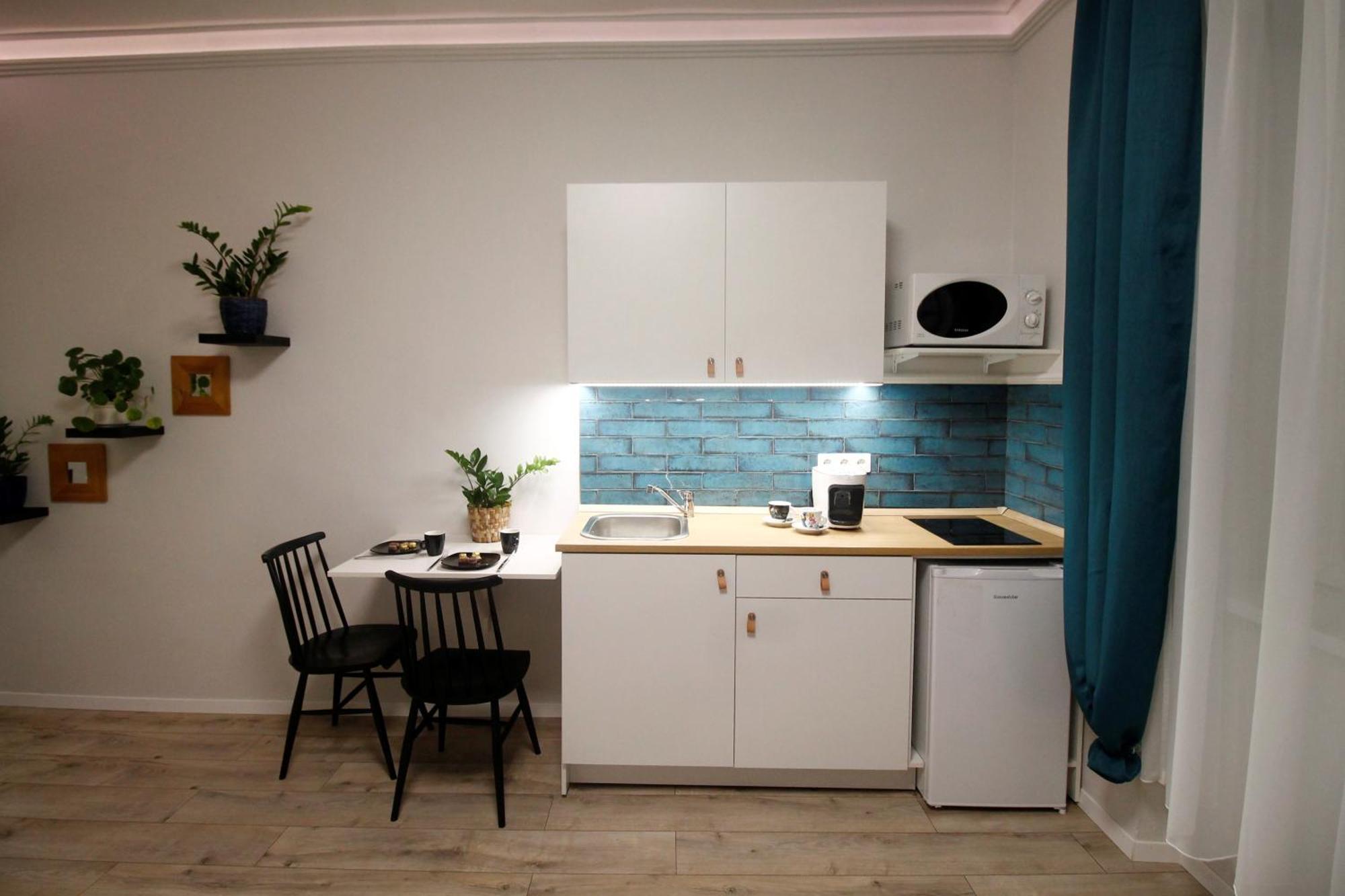 Viktoria Studioapartman Дьєр Екстер'єр фото